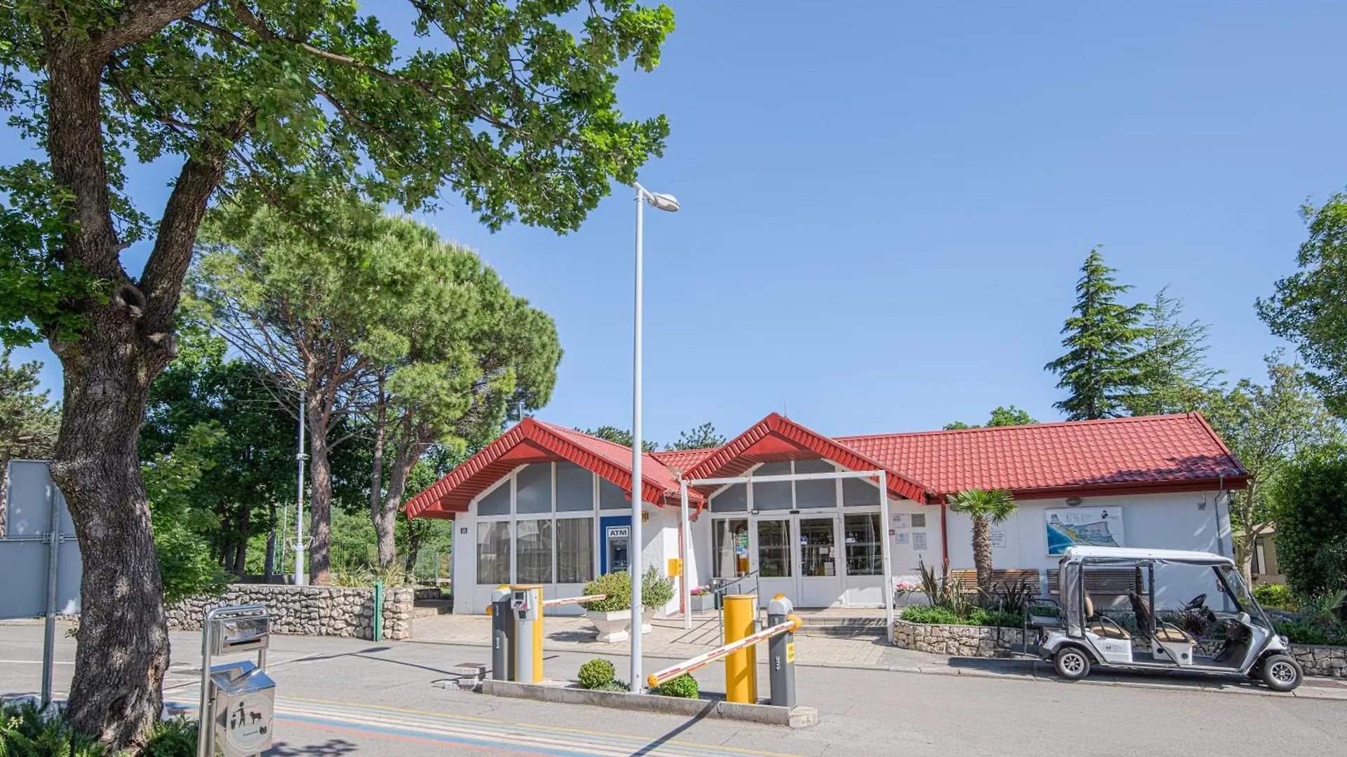 Elements Camping Selce Mobile Homes Campsite